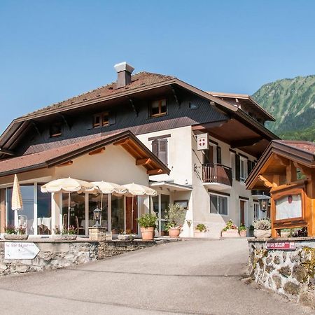 Au Gay Sejour Hotel Faverges Exterior foto