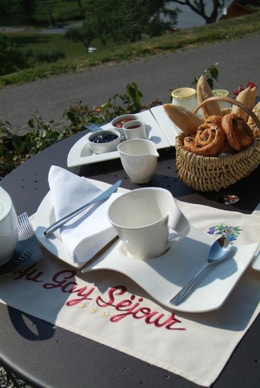 Au Gay Sejour Hotel Faverges Exterior foto
