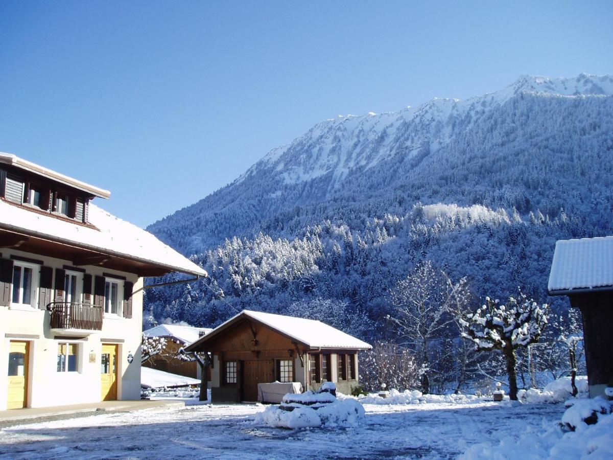 Au Gay Sejour Hotel Faverges Exterior foto